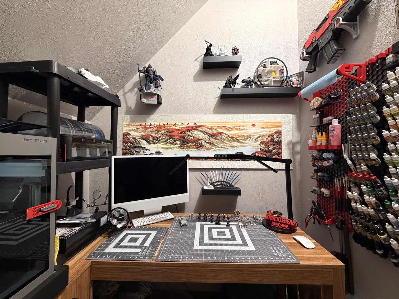 Straight-on view of the complete Knucklehead Miniatures paint shop and workbench